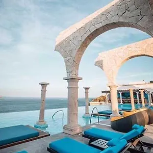 Luxurious With Private Balconies, Vista Encantada Resort, & Retreat Apartahotel