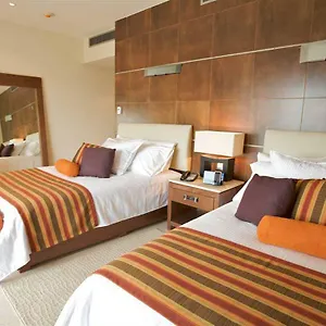 Hotel Krystal Urban & Club Cancun